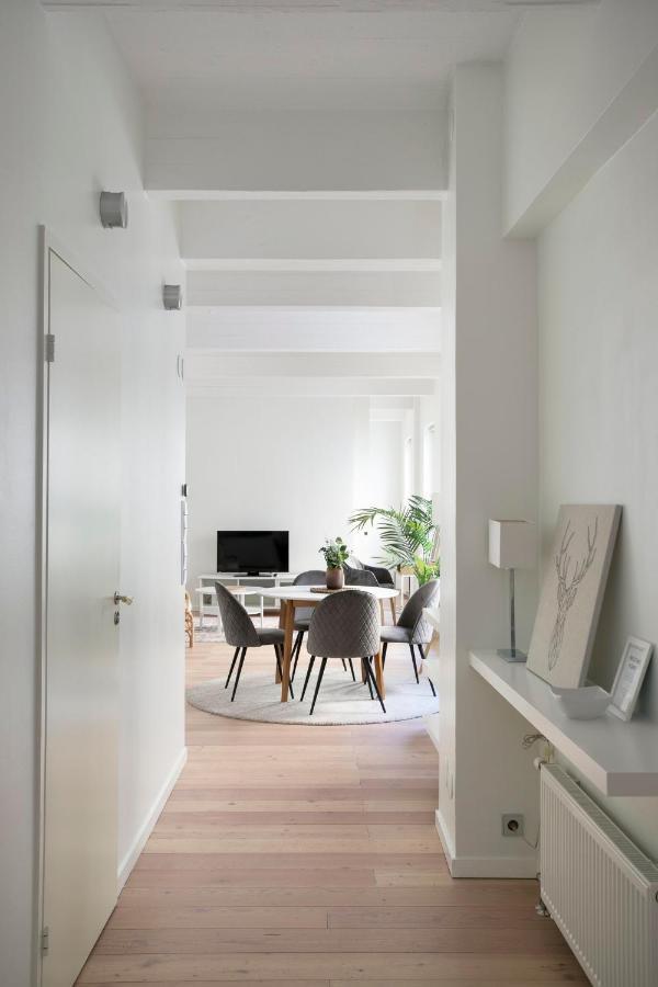 2Ndhomes Loft Apartment With Spa & Balcony By The White Church Helsingfors Eksteriør bilde