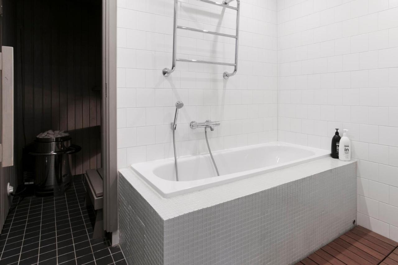 2Ndhomes Loft Apartment With Spa & Balcony By The White Church Helsingfors Eksteriør bilde